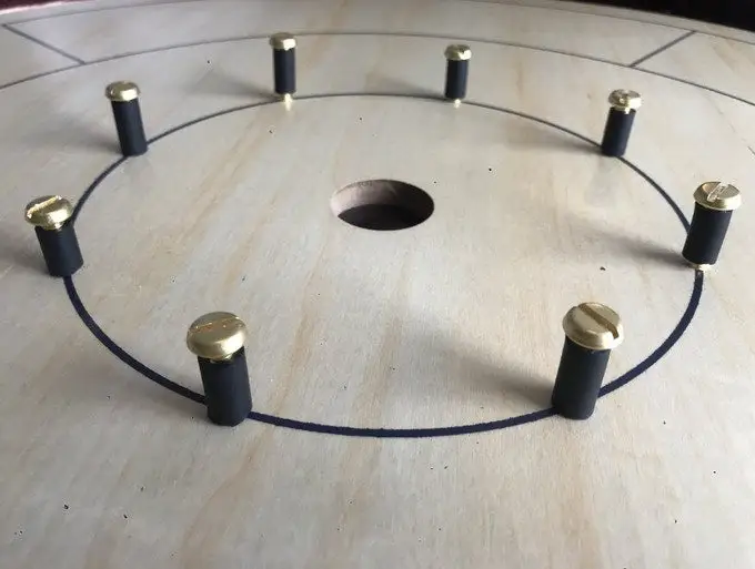 Crokinole: Metal/Rubber Adaptor Kit (8 Screws + Rubber) - Image 3