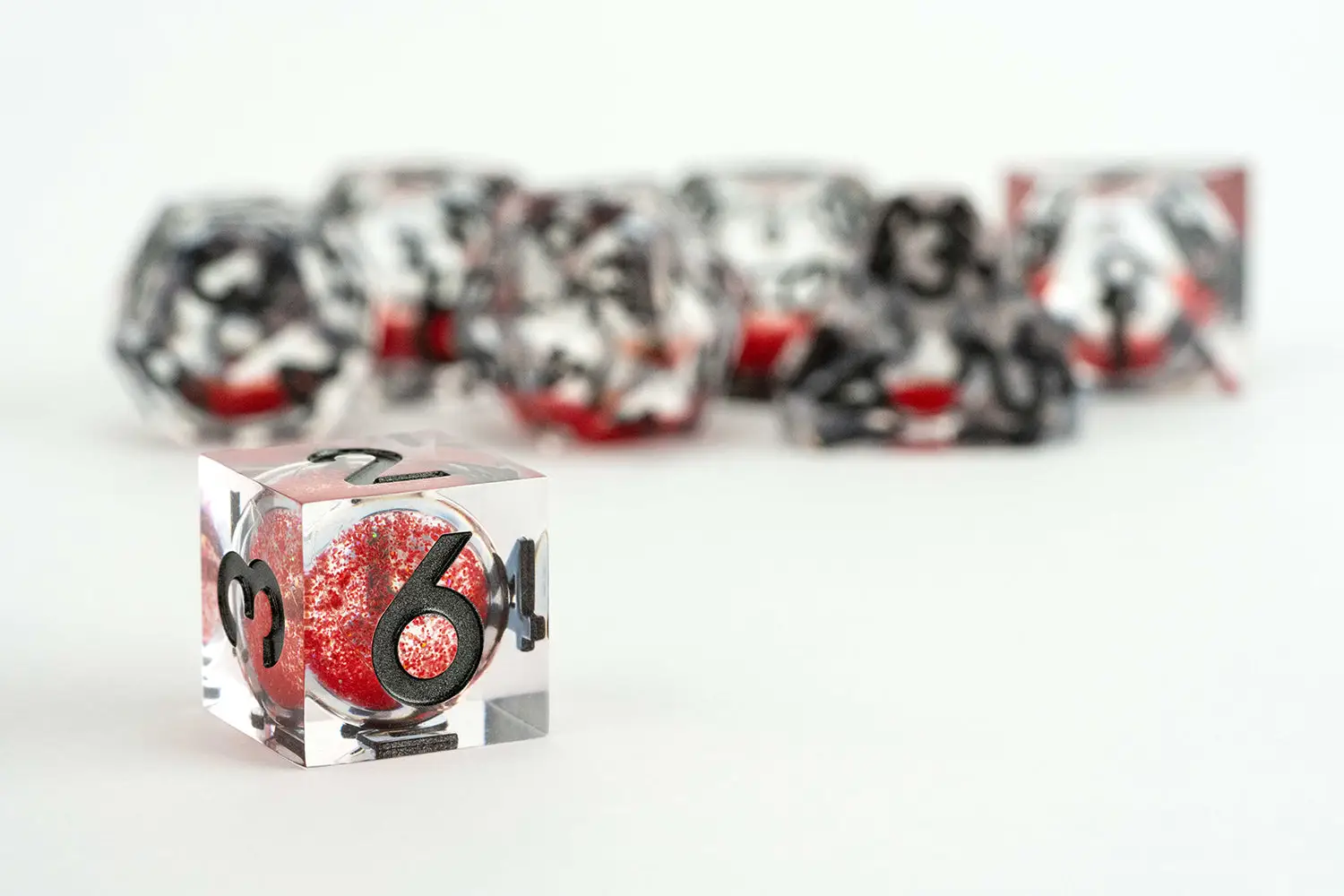 Dungeon & Dragons: Dice Set - Liquid Core - Image 4