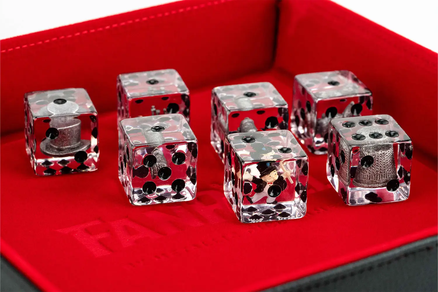 Monopoly: Oversized Dice Set - Token Inclusion - Image 3