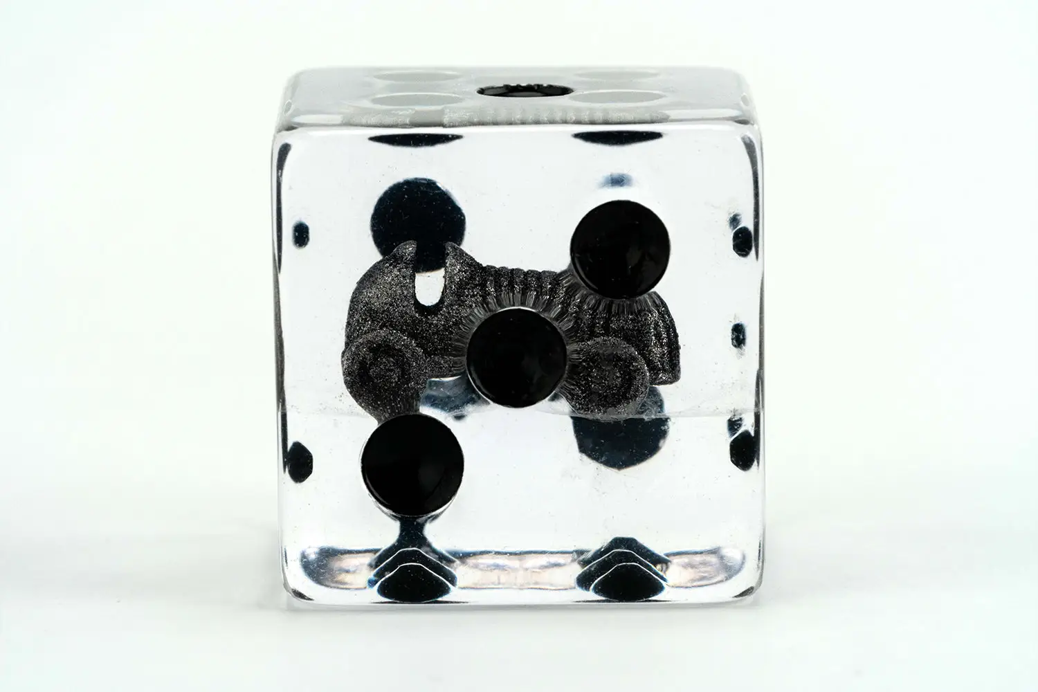 Monopoly: Oversized Dice Set - Token Inclusion - Image 4