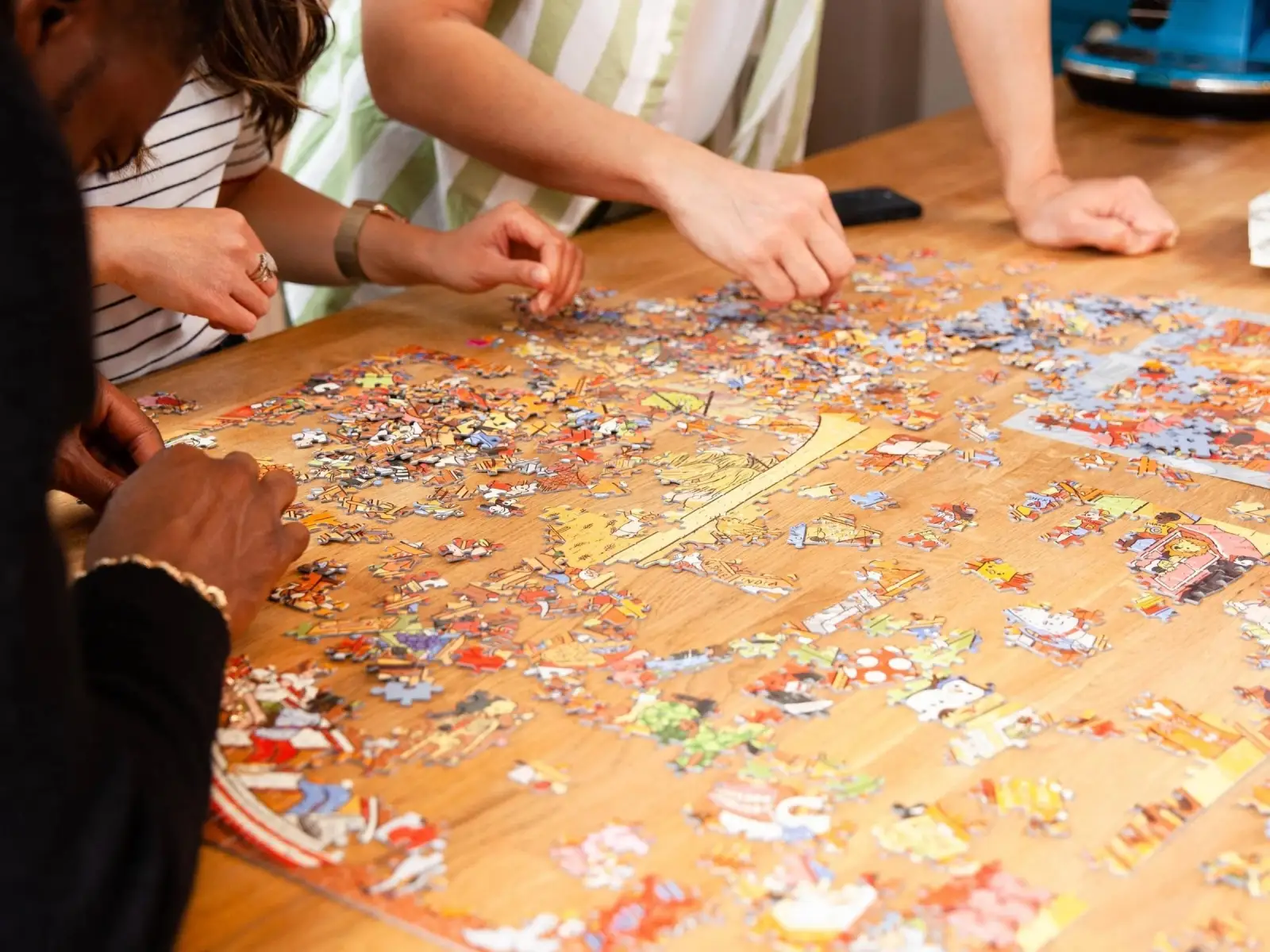 Puzzle: Mayhem At The Library (1000pcs) - Image 3